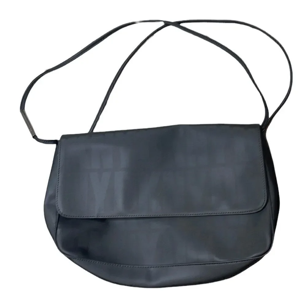 DKNY Grey Shoulder Bag.‎